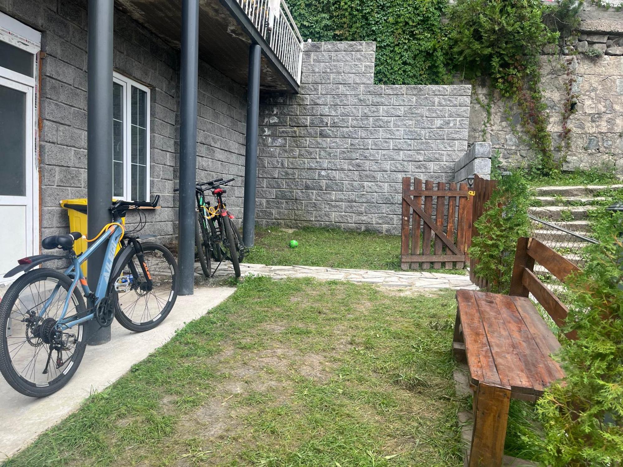 Hostel La Casa Dilijan Eksteriør bilde